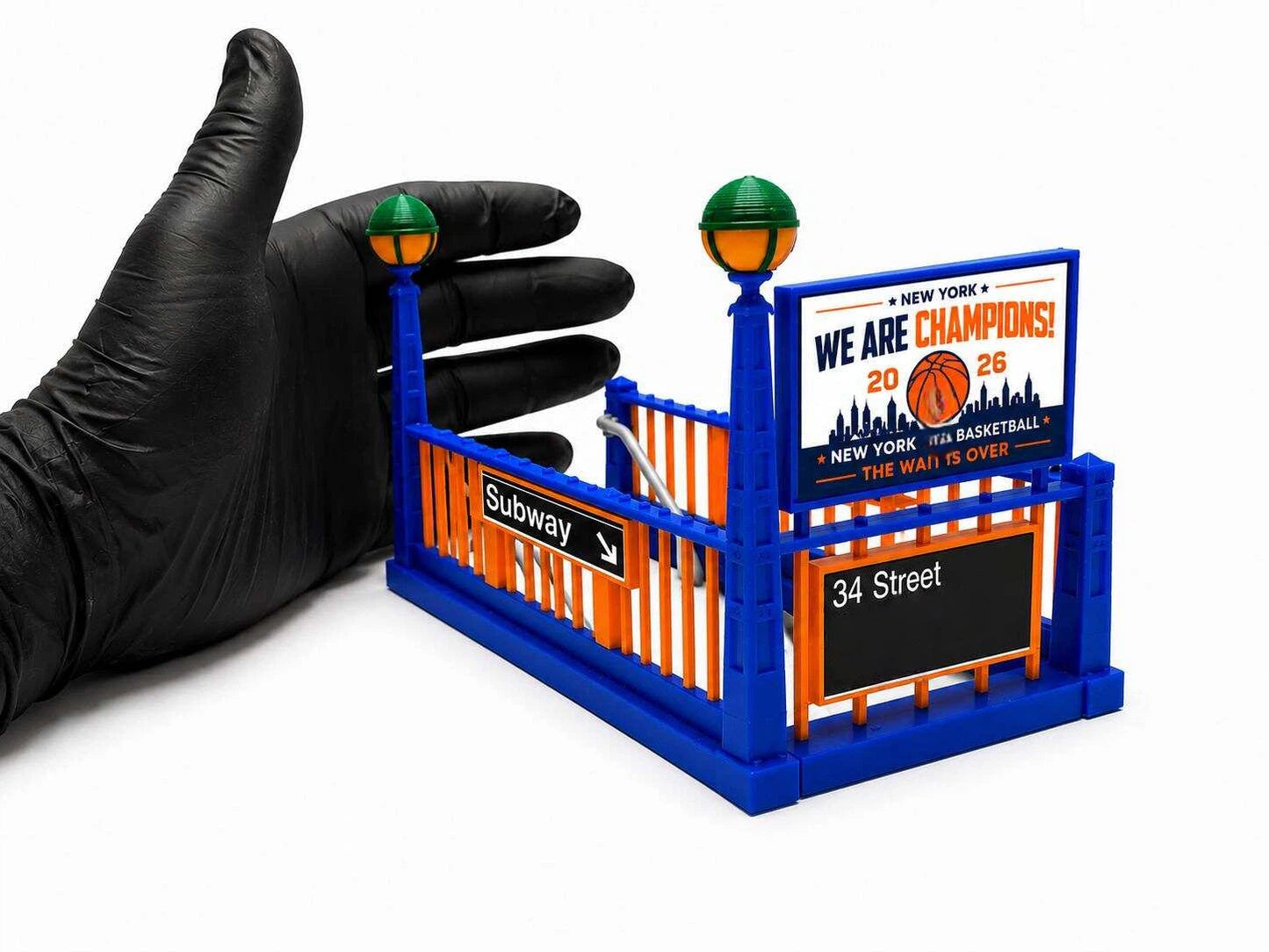 🏀🚇 NY Subway Entrance Display