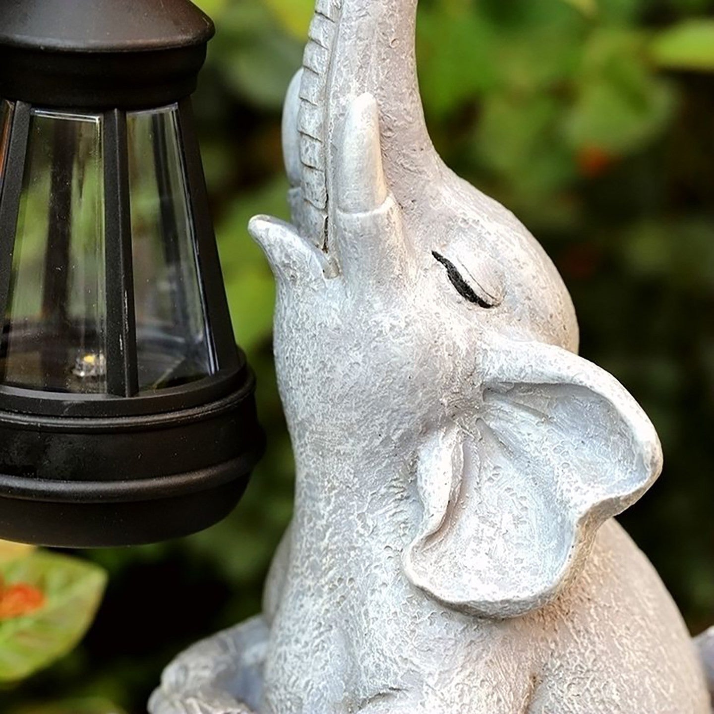 Solar Elephant Garden  Light