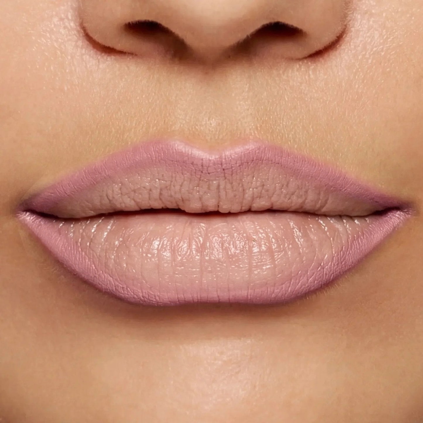 🔥🔥Hot Sale🎁Easy Glide Lip Liner — Creamy, Blendable Color with Smooth Application