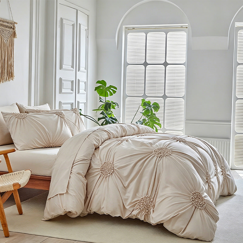 🧵 Soft Touch Pinch Pleat Duvet Set | Brushed Microfiber No‑Iron Wrinkle‑Resistant Bedding Set